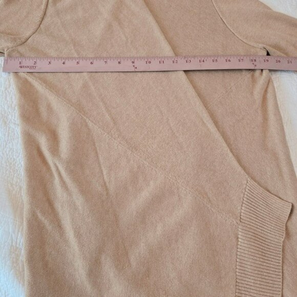 Chico's 2 Women's Tan Knit Cardigan Sweater Size Medium Open Front Office Long - Picture 13 of 15